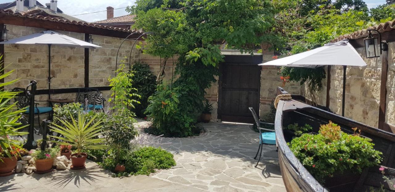 Kirios Hotel Nesebar Exterior photo