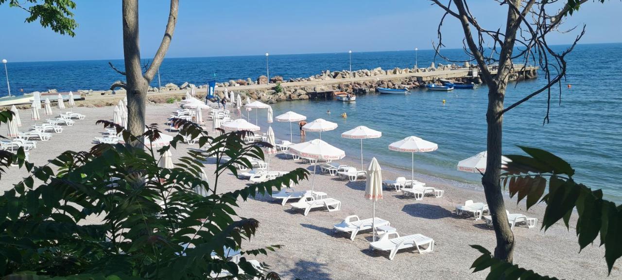Kirios Hotel Nesebar Exterior photo