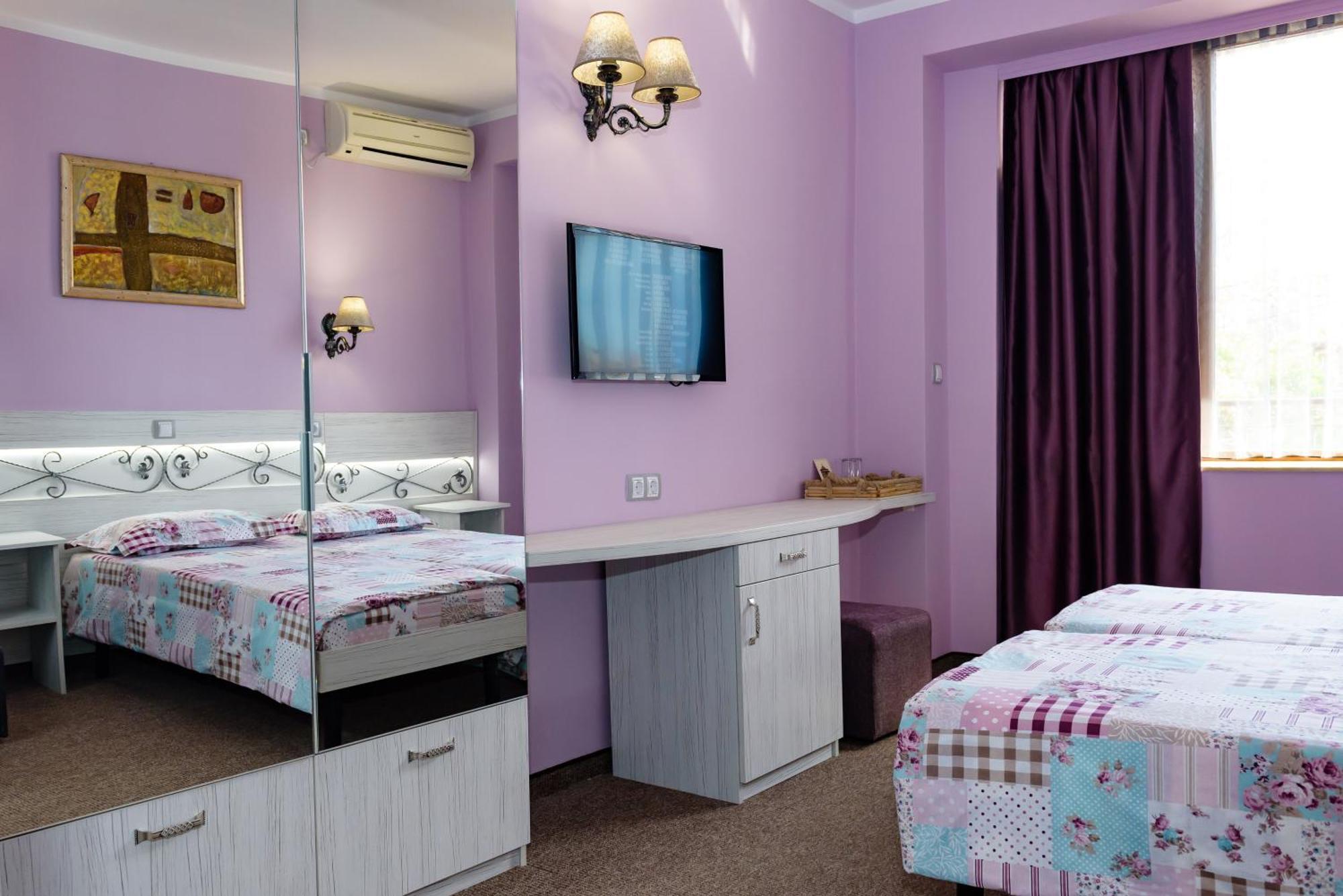 Kirios Hotel Nesebar Exterior photo
